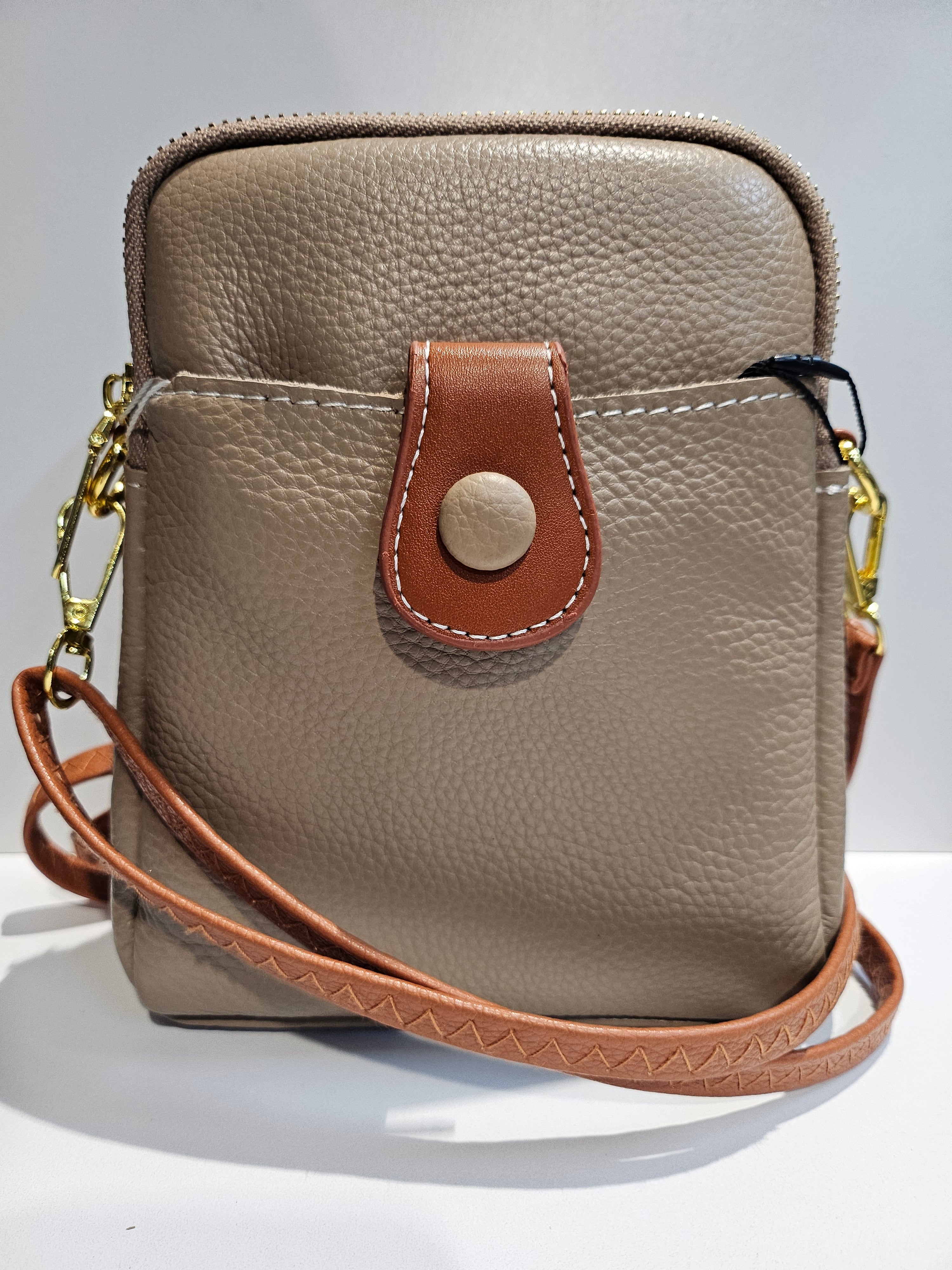 Sassy Duck Georgie Leather Cross Body Bag