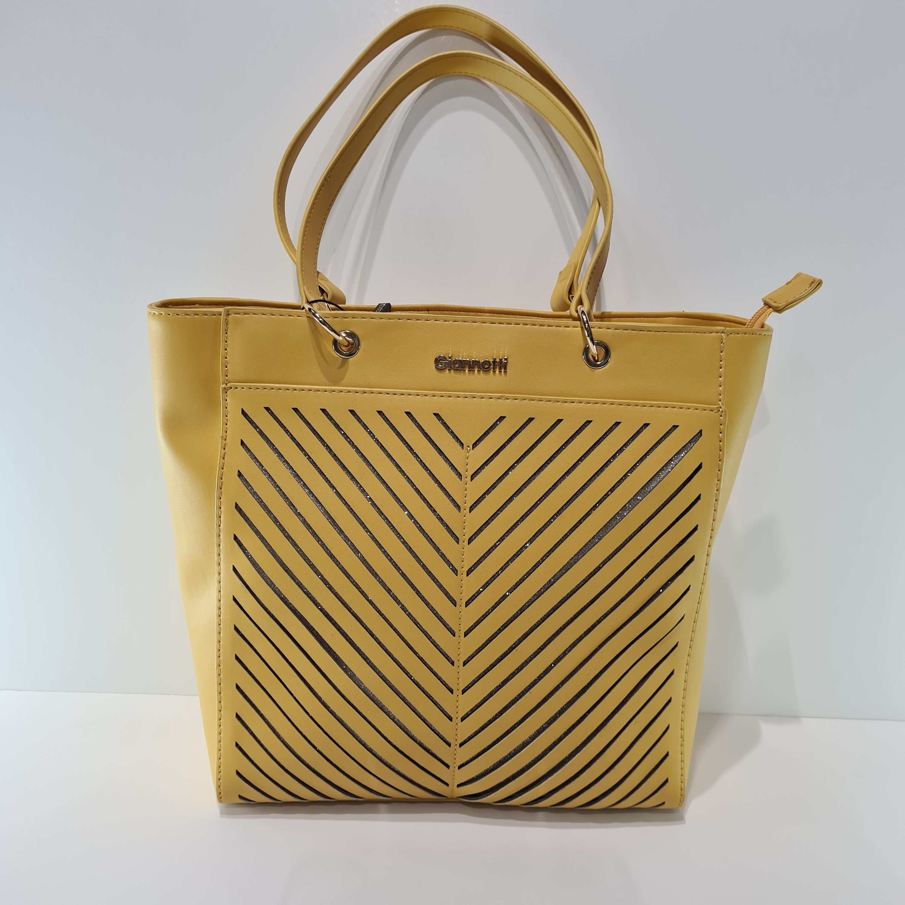 Giannotti Vinyl Fashion Handbag